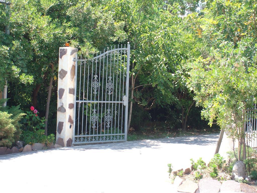 Sa Domu Sarda Casa Vacanza Piscinas Extérieur photo