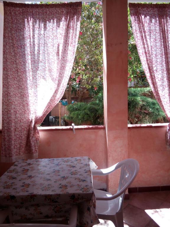 Sa Domu Sarda Casa Vacanza Piscinas Extérieur photo