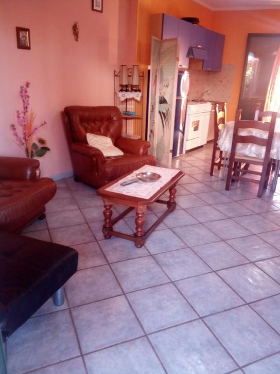 Sa Domu Sarda Casa Vacanza Piscinas Extérieur photo
